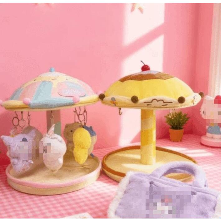 ラブブ専用ディスプレイケース 360°回転式 小屋風メリーゴーランド