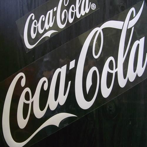 アメリカン雑貨 コカコーラ グッズ カッティングステッカー Coca Cola L Red Hs0353 アメリカン雑貨 インテリア 1985 通販 Yahoo ショッピング
