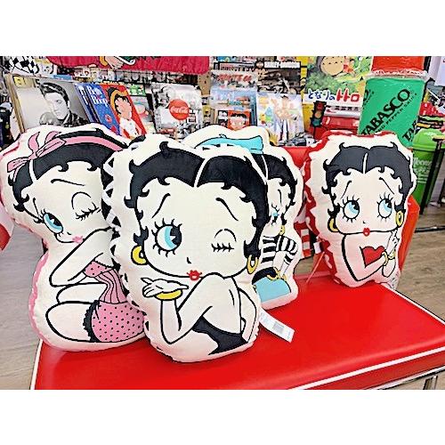 ベティちゃん グッズ ダイカットクッション Betty Boop GREEN ぬいぐるみ 抱き枕 クリスマス｜1985-shop｜03