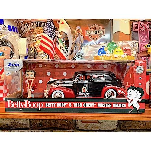 ベティちゃん グッズ アメリカン雑貨 ミニカー フィギュア Betty Boop 1:24 Hollywood Rides 1939 CHEVY  MASTER DELUXE CHEVROLET シボレー ディスプレイ