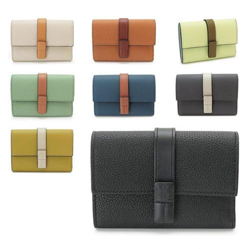 ロエベ 折財布 レディース C660s86x01 アナグラム スモール バーティカル ウォレット 21年秋冬新作 C660s86x01 1pia 通販 Yahoo ショッピング