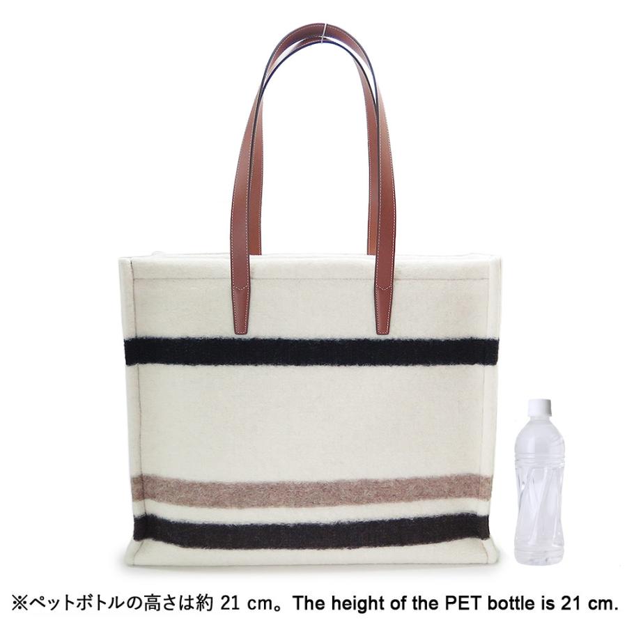 セリーヌ トートバッグ ラージ カバ ショルダーバッグ ストライプ ボーダー ロゴ エクリュ＋ブラック A4サイズ収納可 CELINE 118862GCU.01EAの画像