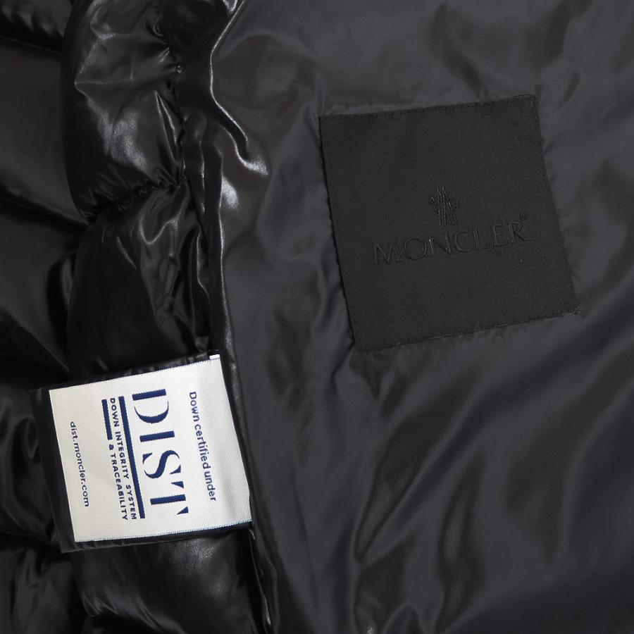 MONCLER（モンクレール） ショート ダウンジャケット レディース