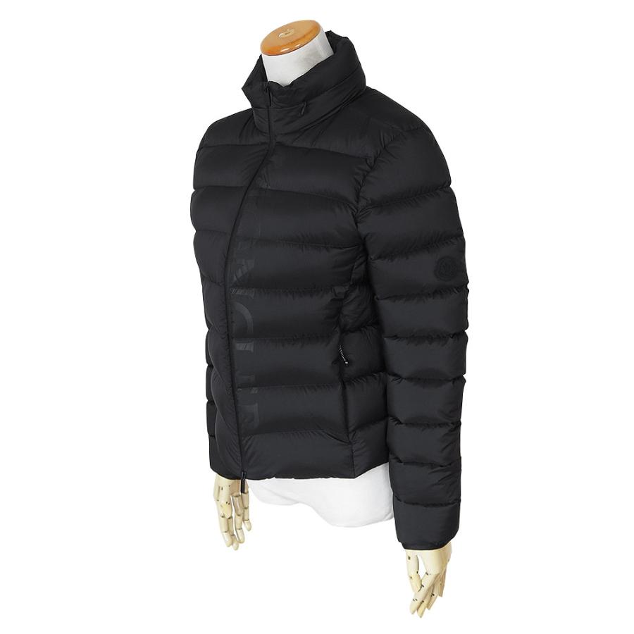 MONCLER（モンクレール） ショート ダウンジャケット レディース
