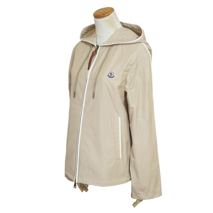 モンクレール MONCLER ジャケット レディース SARRACENIA 1A00136 549P3 20J ウインドブレーカー レインコート ロゴパッチ ライトベージュ 2026年春夏新作の画像