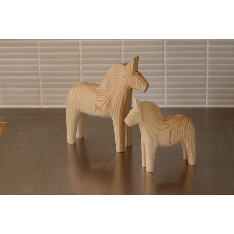 スウェーデン 職人 ダーナラホース 幸せを運ぶ馬 ダーラヘスト 木製