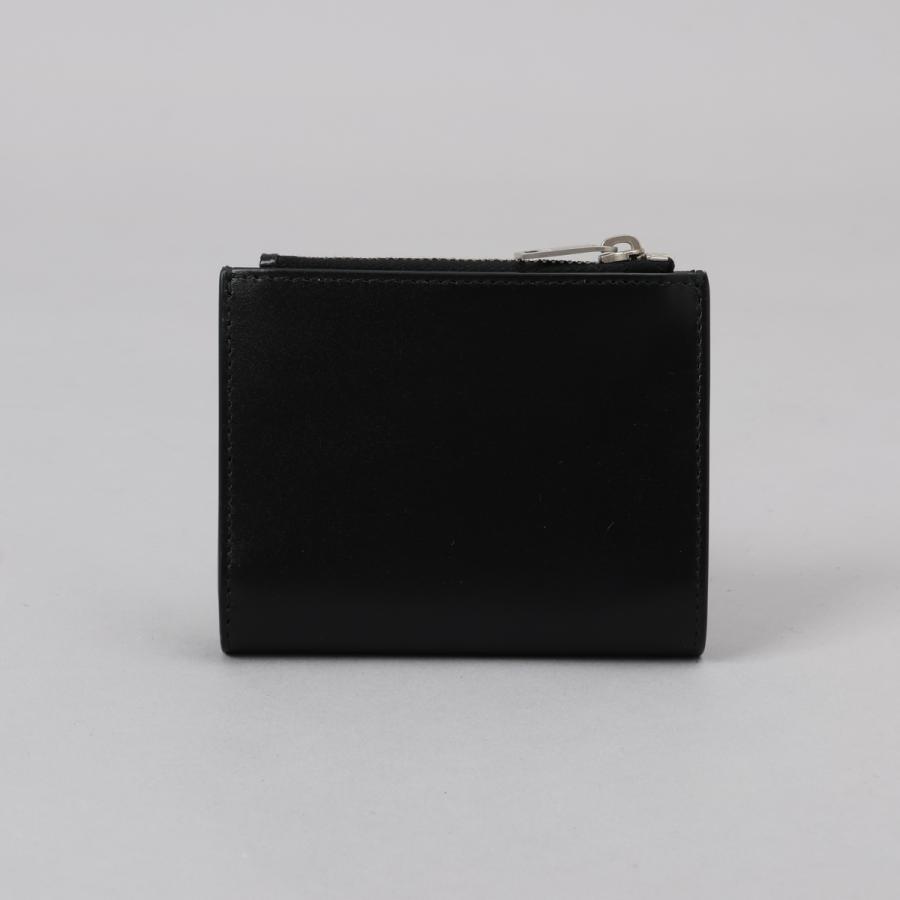 SAINT LAURENT サンローラン 2つ折財布 ブラック 財布 ロゴ SAINT LAURENT サンローラン 2つ折財布 ブラック 財布 ロゴ