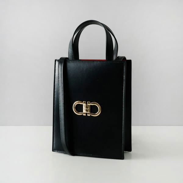 FERRAGAMO（フェラガモ） 並行輸入 ハンドバッグ ブラック NERO/FLAME