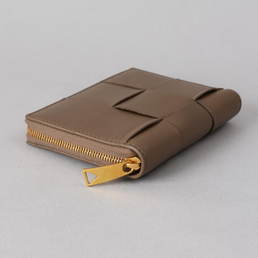 BOTTEGA VENETA ボッテガヴェネタ 2つ折財布 ブラウン イントレ BOTTEGA VENETA ボッテガヴェネタ 2つ折財布 ブラウン イントレ