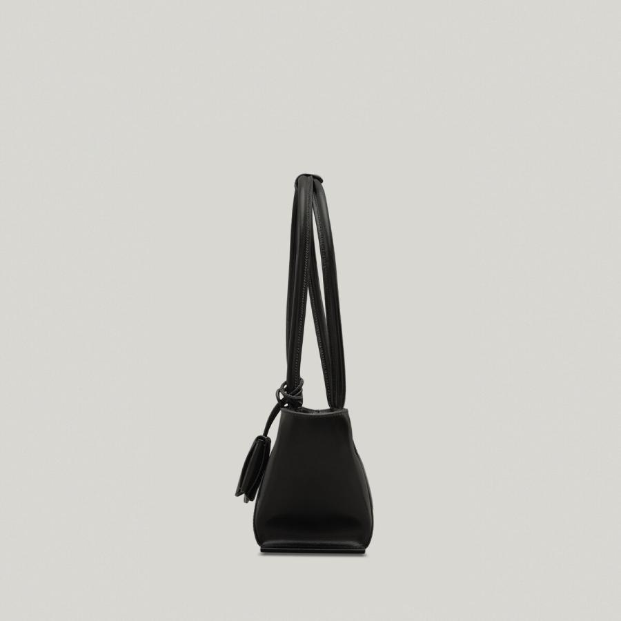 【新品・未使用】アトリエ・ド・ルメン　ショルダーバッグ 極美品 Atelier de LUMEN（アトリエ・ド・ルメン） ハンドバッグ レディース
