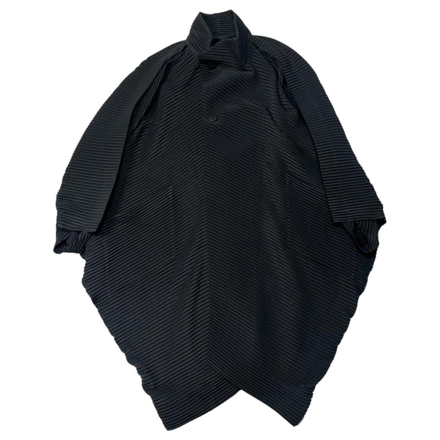 ISSEY MIYAKE イッセイミヤケ im product イカコート 黒 ISSEY MIYAKE イッセイミヤケ im product イカコート 黒 ISSEY