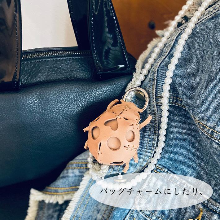 本革 レザークラフト 革で作る てんとうむし テントウムシ 初心者 キット 工作 糸 道具付き ハンドメイド 趣味 革小物 革雑貨 革細工 革模型 送料無料 No.808633 |  | 09