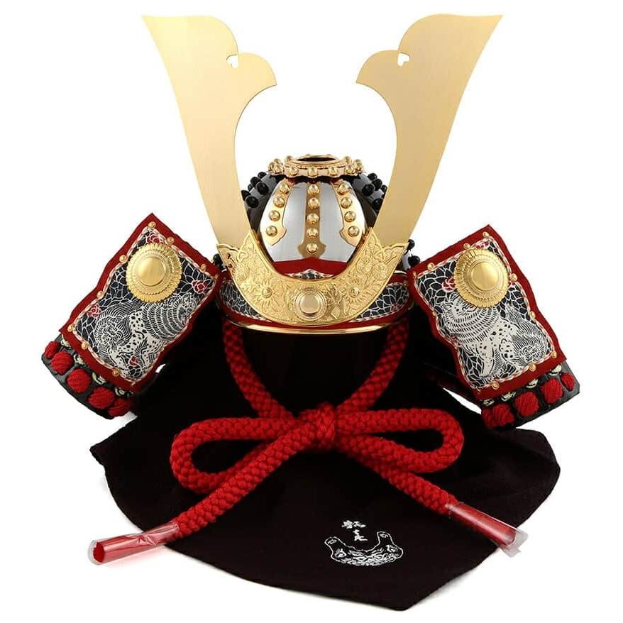 五月人形 兜飾り 加藤鞆美作 獅噛 御兜 五月人形】三分之一 源頼朝 朱