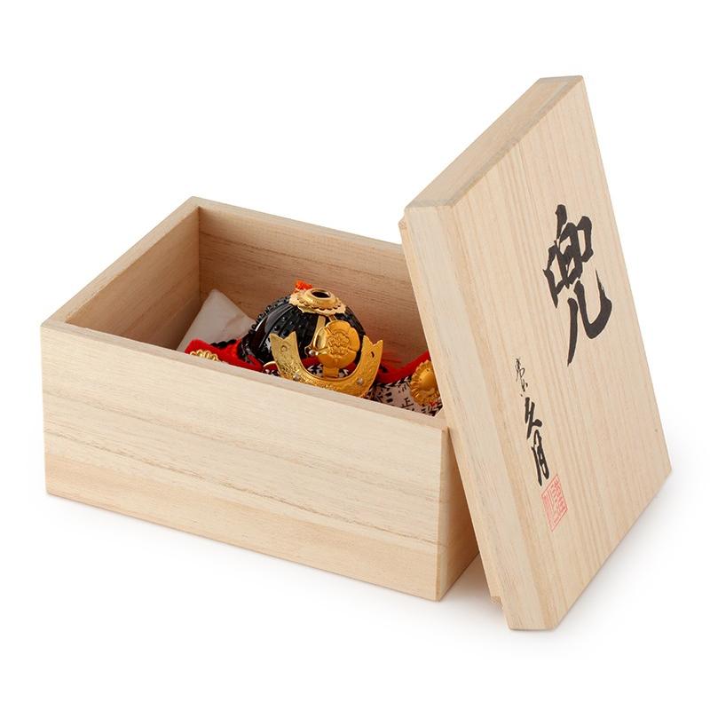 五月人形 久月 織田信長 兜飾り 兜単品 名将兜 信長公之兜 8号 桐箱入 h315-kcp-r-5893nr 五月人形