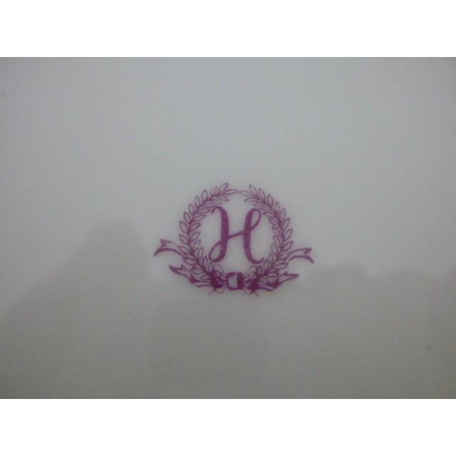 昭和レトロ　裏にＮマークの入った花文様の丸皿　２枚組　中古 |  | 06