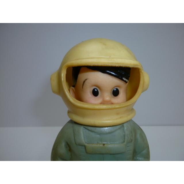 昭和レトロ　信ちゃん　宇宙飛行士の貯金箱　中古　長期保管品 |  | 02