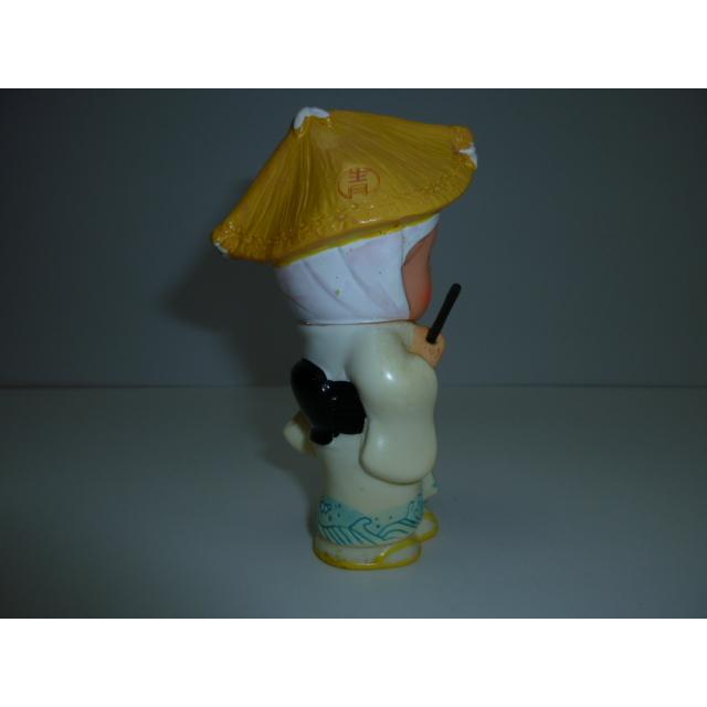 昭和レトロ　青森銀行　青銀アッちゃん貯金箱　太鼓をたたく人（カサ）　中古　長期保管品　あおもりぎんこう　ノベルティ |  | 05