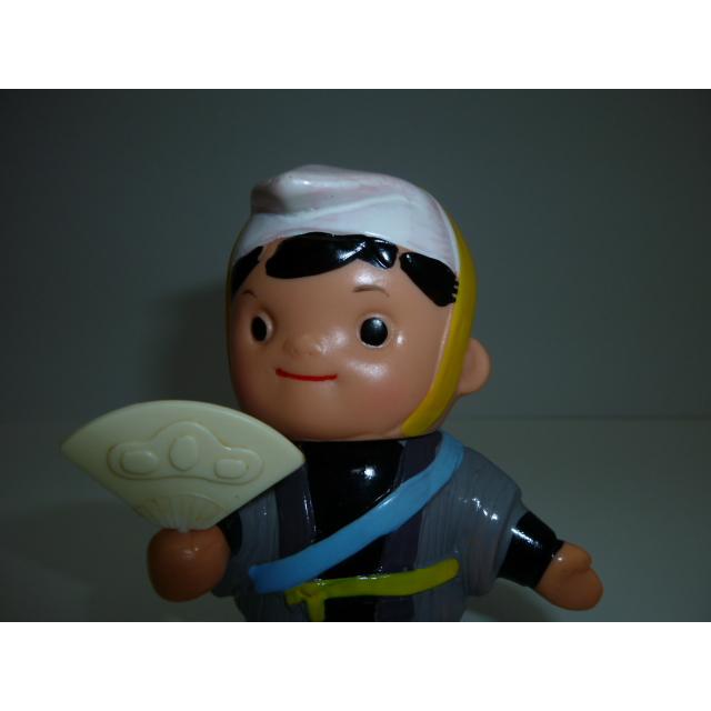 昭和レトロ　青森銀行　青銀アッちゃん貯金箱　扇子を持つ人　中古　長期保管品　あおもりぎんこう　ノベルティ |  | 02