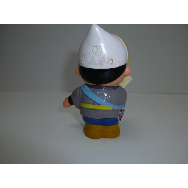 昭和レトロ　青森銀行　青銀アッちゃん貯金箱　扇子を持つ人　中古　長期保管品　あおもりぎんこう　ノベルティ |  | 05