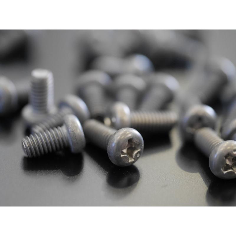 非磁性体M4 純チタンボルト オーディオファンには説明不要のパーツです