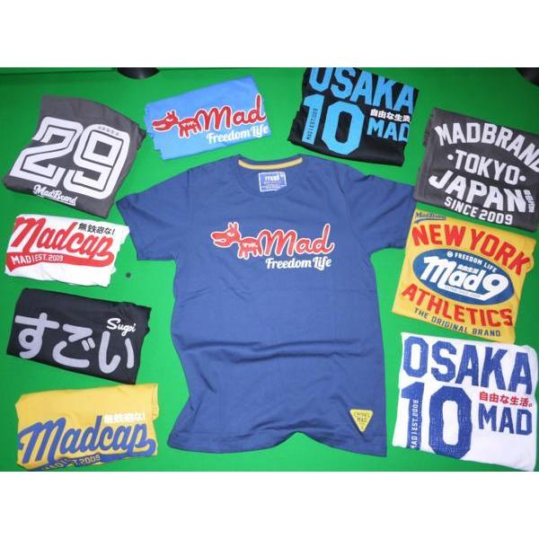 日本語　カタカナ【mad 】FREEDOM LIFE TシャツMサイズ色濃紺 | 