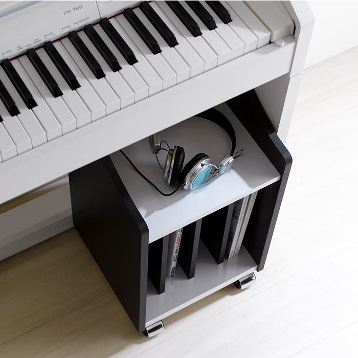 ピアノワゴン 教本 楽譜 練習ノート キャスター付き サイドラック A4 ワゴン ピアノ脇 ベッド脇 デスク脇 完成品 A4収納 縦置き 本棚 |  | 02