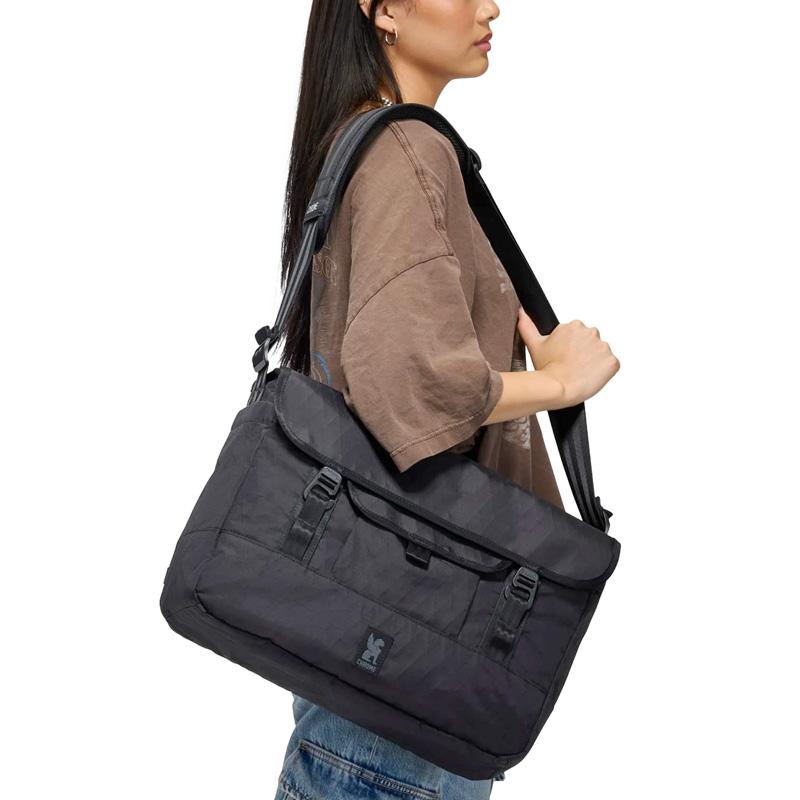 CHROME メッセンジャー クローム MIDTOWN 20L MESSENGER