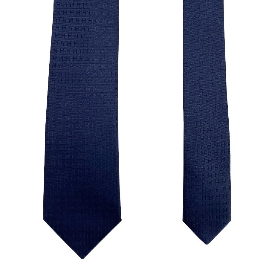 国内完売商品【新品】エルメス HERMES ネクタイ シルクツイルタイ 7CM《FACONNEE H》ネイビー ブルー 総柄 ロゴ H柄 プレゼント ギフト メンズ 男性 H030289T 11の画像
