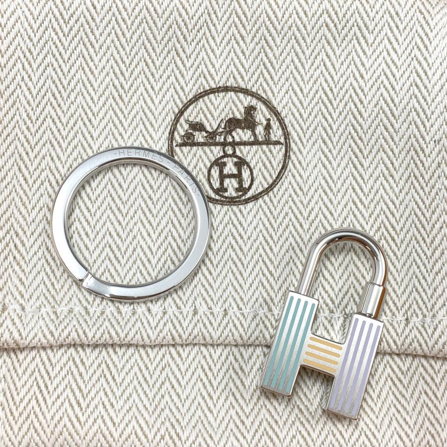 【新品】HERMES エルメス キーホルダー《クイズ・レインボー》カデナ キーリング バッグチャーム Hモチーフ アシデュレ H077309FPAC | HERMES | 01