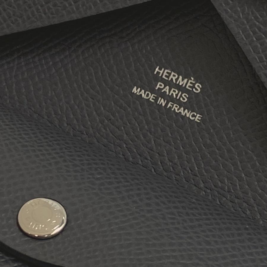 【新品】K刻印(2025年製造)エルメス HERMES カルヴィ デュオ エプソン アルドワーズ グレージュ グレー カードケース コインケース 小銭入れ ミニ財布 H083035CKの画像