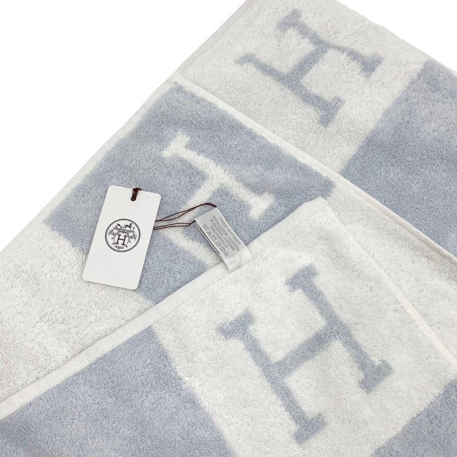 HERMES（エルメス） 【新品】エルメス バスタオル《アヴァロン》ブルー