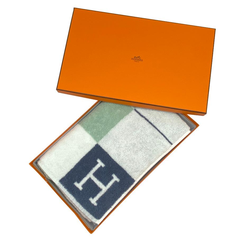 ✴︎Pi✴︎【新品未使用】Hermes アヴァロン フェイスタオル HERMES（エルメス） 国内完売商品【新品】エルメス フェイス タオル