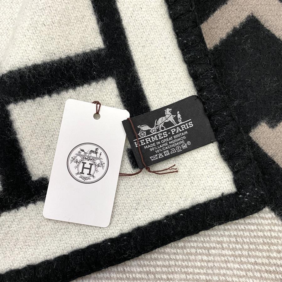 箱無し・お値引き中】エルメス アヴァロン大判ブランケット HERMES
