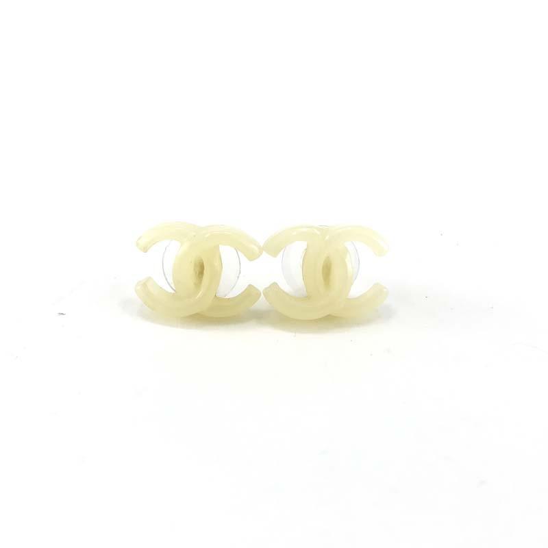 CHANEL（シャネル） ピアス ココマーク アクセサリー アイボリー