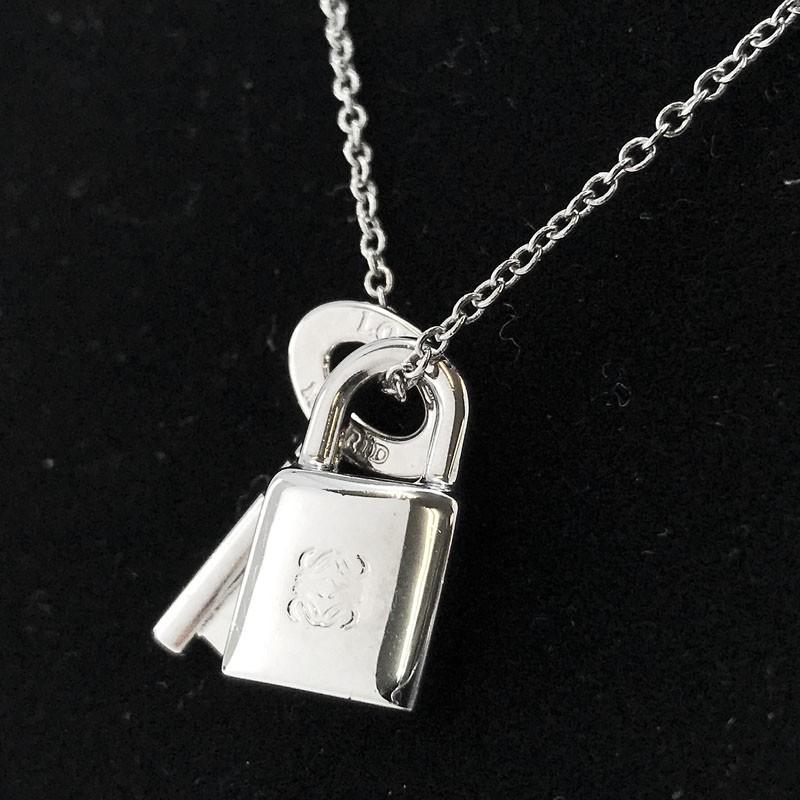 LOEWE ロエベ ネックレス キーモチーフ パドロック 鍵 金属素材 LOEWE ロエベ ネックレス キーモチーフ パドロック 鍵 金属素材