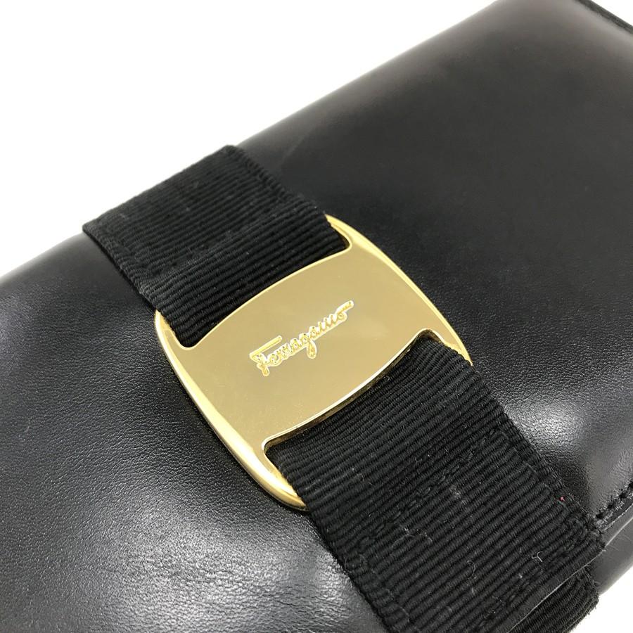 【美品】サルヴァトーレフェラガモ　ブラックリボン　長財布　二つ折り　レザー サルヴァトーレフェラガモ Salvatore Ferragamo 二つ折り長財布