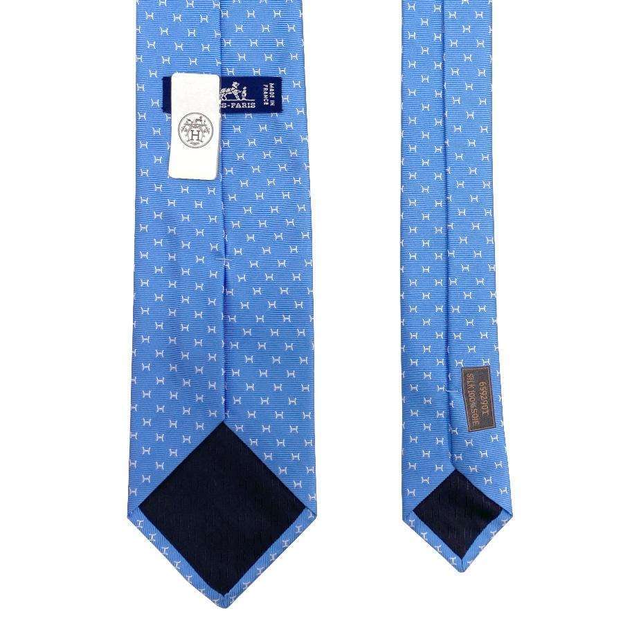 国内完売商品【新品】エルメス HERMES ネクタイ ヘヴィシルクタイ 8CM《ファイン H》ブルー ホワイト 青 白 ギフト プレゼント 男性 メンズ H659290 T07の画像