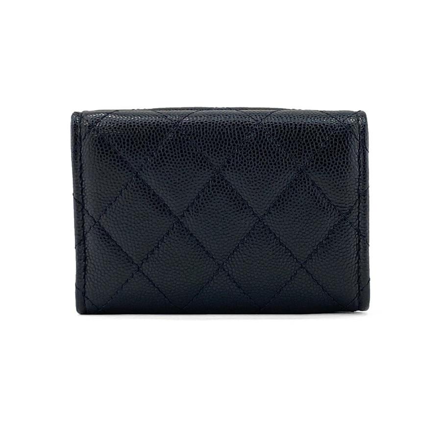 【新品】シャネル CHANEL 三つ折り財布 クラシック スモール フラップ ウォレット マトラッセ グレインド カーフスキンブラック AP0230 B10583 C3906の画像