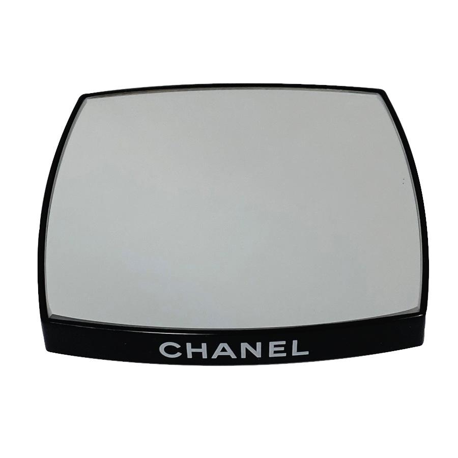 CHANEL（シャネル） 【未使用品】CHANEL両面コンパクトミラー（ベロア