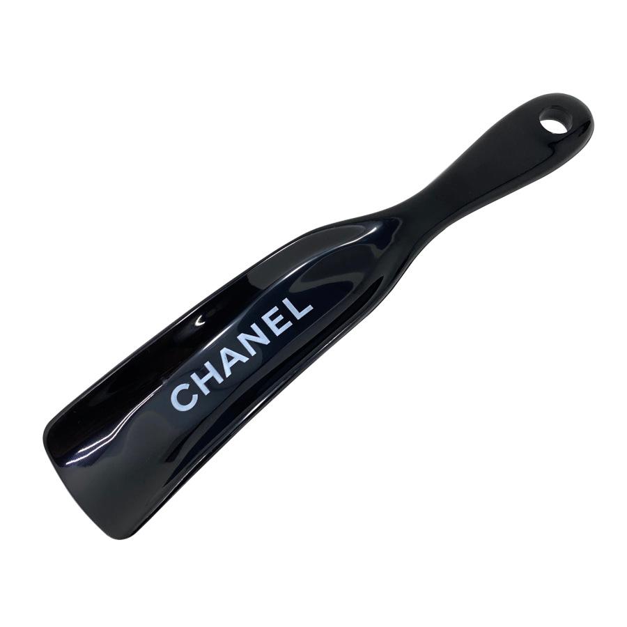 CHANEL（シャネル） ポーチ×1 ブラシ×3 靴べら×1 セット メイクポーチ