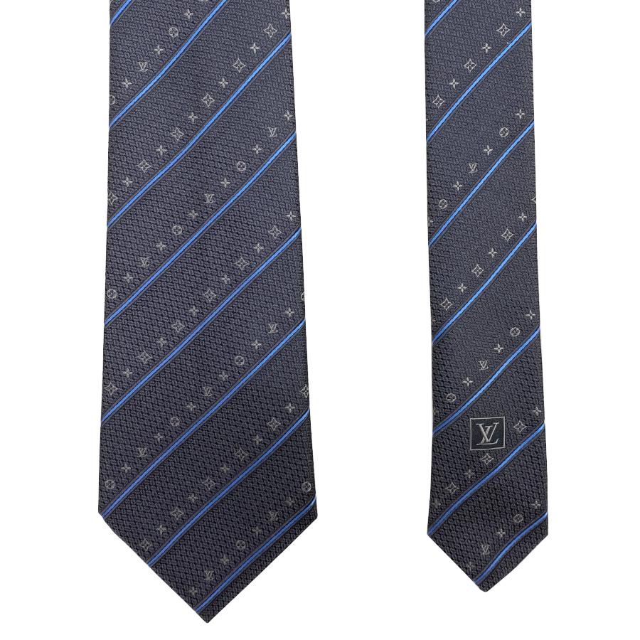 国内完売商品【新品】ルイヴィトン LOUIS VUITTON ネクタイ・モノグラムストライプ 8CM ダークグレー ブルーグレー ロゴ モノグラム ギフト プレゼント M96404 | LOUIS VUITTON | 04