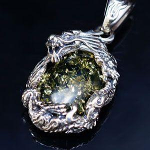 シルバーアクセサリー ペンダント・ネックレス メンズ 龍 ドラゴン 琥珀 pe1901 ペンダントトップのみ |  | 01