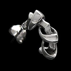ピアス メンズ シルバーピアス メンズピアス リボン pi0381 バラ売りの画像