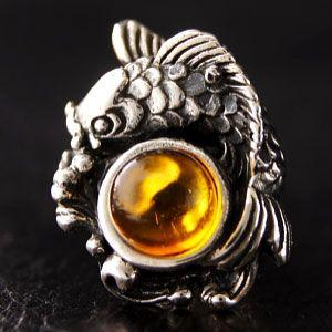 メンズ ピアス シルバーアクセサリー 鯉 アンバー 琥珀 pi0417