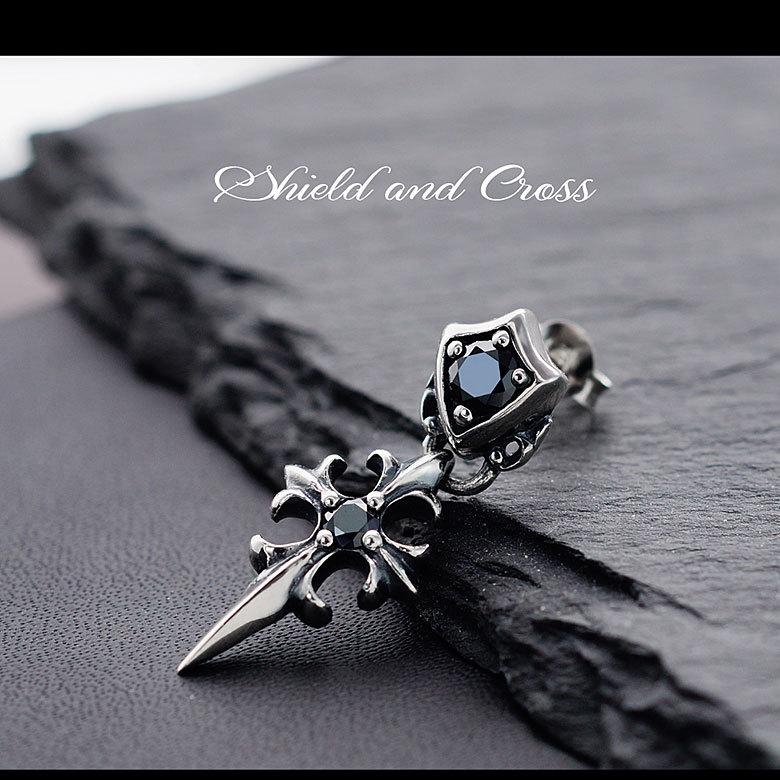 ピアス 揺れる ハード pi0546 シルバーアクセサリー 片耳用ピアス メンズ クロス 片耳用売り |  | 01