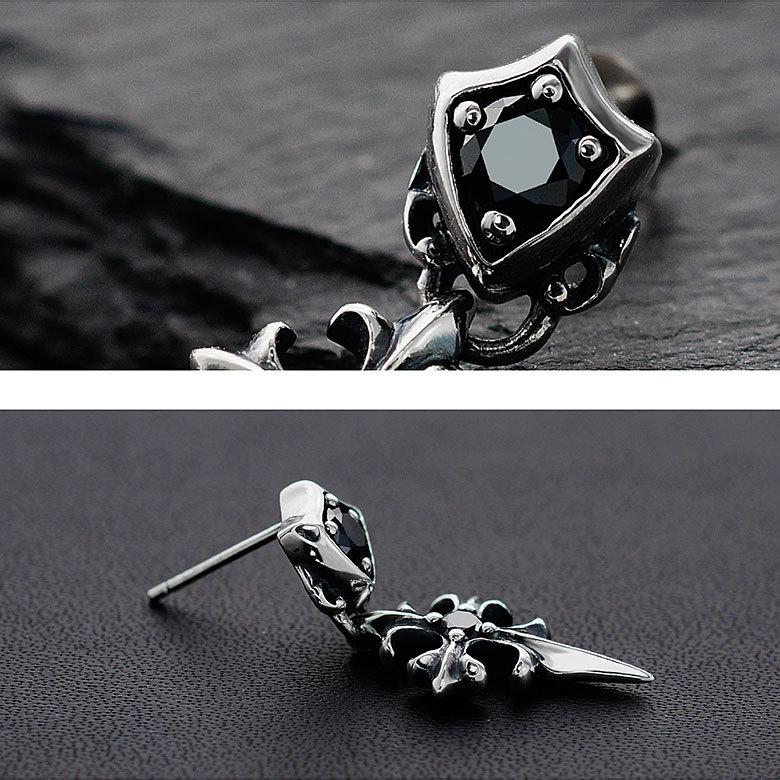 ピアス 揺れる ハード pi0546 シルバーアクセサリー 片耳用ピアス メンズ クロス 片耳用売り |  | 05