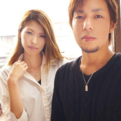 ペアネックレス ステンレス ダイヤモンド 隠れハート プレート ピンク