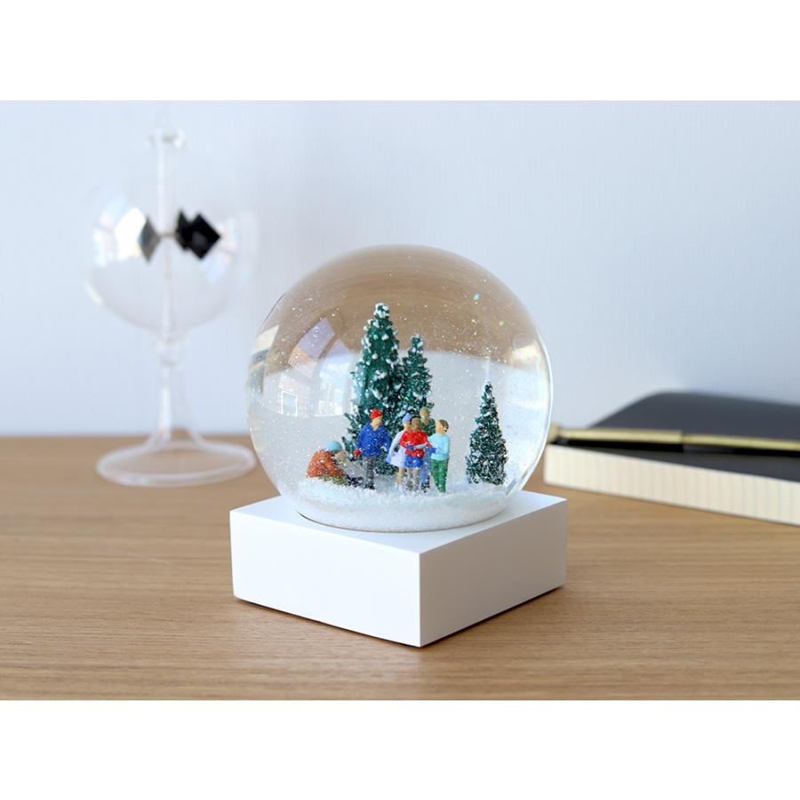 クールスノーグローブス アイススケート スノードーム Cool Snow Globes Ice Skaters Big Trike Inc 0156 ミツヨシ 通販 Yahoo ショッピング