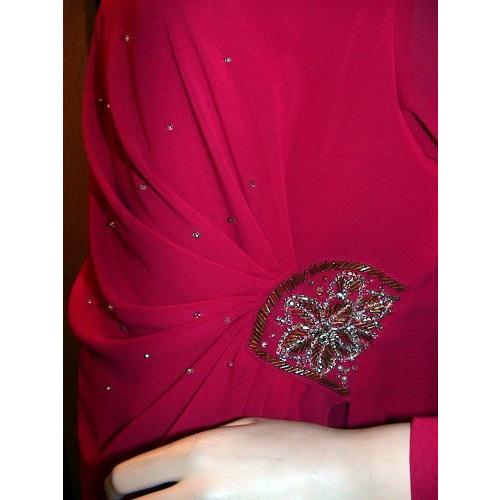 ワンピースドレス刺繍入り |  | 02