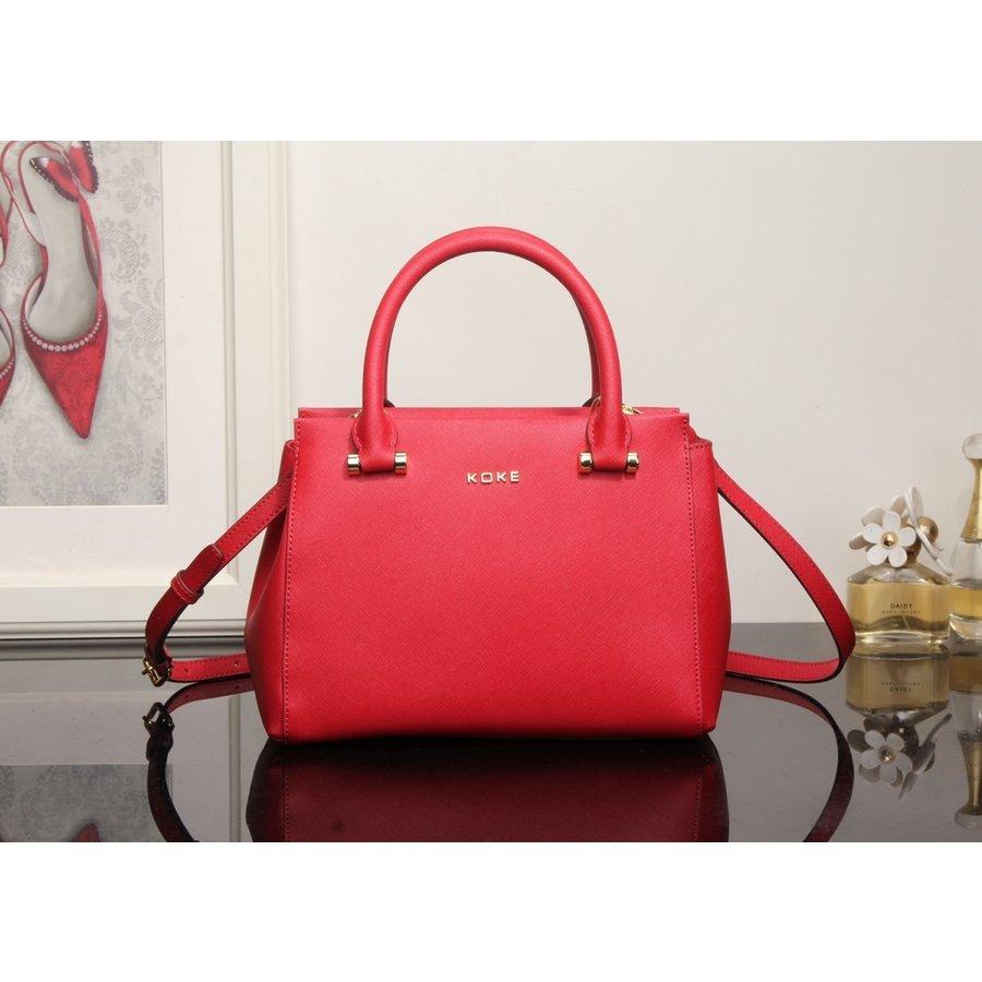 バッグ ハンドバッグ 本革 レデースショルダーバッグ 肩掛け 斜め掛け